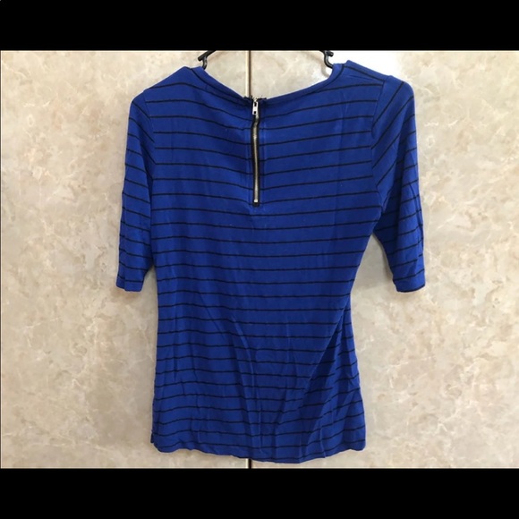 Green envelope blue striped shirt - Picture 4 of 5